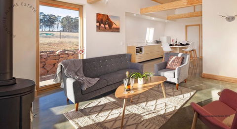 Avonside Alpine Estate Cabin 2 - Australia Accommodation 3