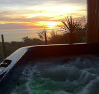Award Winning Beach Front Retreat - Australia Accommodation
