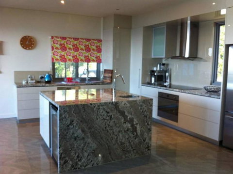 Azul Del Mar - Australia Accommodation 2