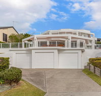 Azur 1 - South One Mile Beach - Australia Accommodation