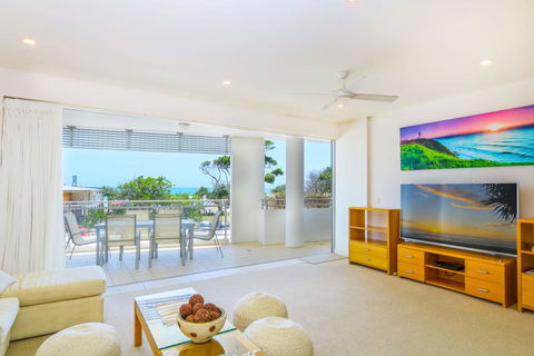 Azura Ocean View Holiday Apartment - Australia Accommodation 1