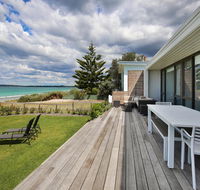 Azure Absolute Beachfront - Pet Friendly - Australia Accommodation