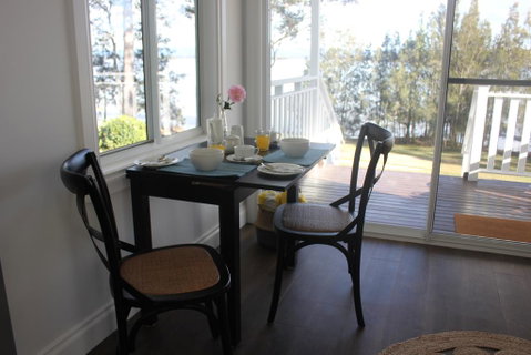 B & B On The Water - Australia Accommodation 2