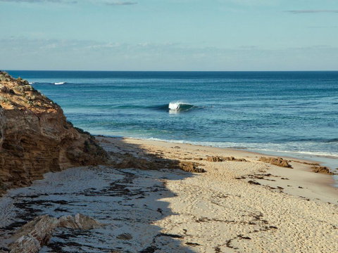 Back Beach Hideaway - Australia Accommodation 1