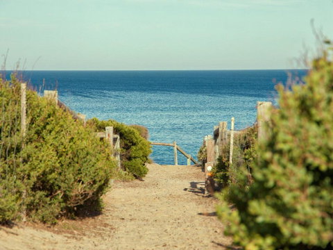 Back Beach Hideaway - Australia Accommodation 3