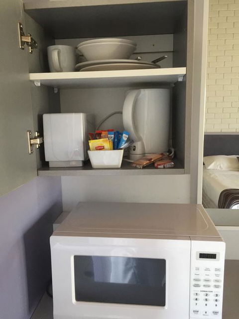 Bakery Park Motor Inn - Australia Accommodation 1