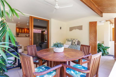 Balinese Beachfront Villa - Australia Accommodation 2