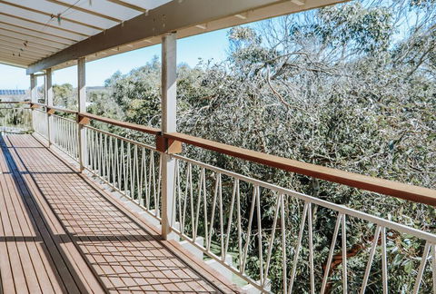 Banksia Beach House - Australia Accommodation 0