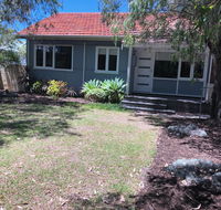 Barefoot Beach Cottage - Busselton - Australia Accommodation