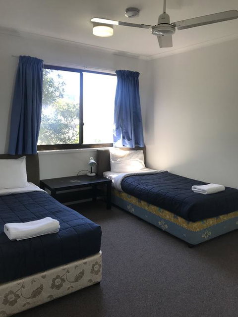 Bargara Beach Motor Inn - Australia Accommodation 2