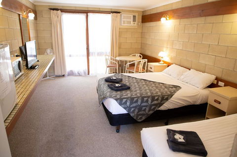 Barham Bridge Motor Inn - Australia Accommodation 3