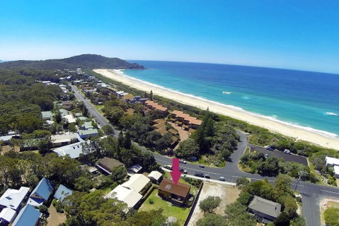BARRELS AT BOOMERANG - Australia Accommodation 0