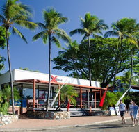 Base Airlie Beach - Australia Accommodation