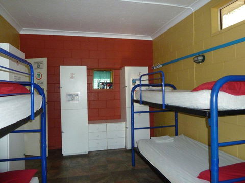 Bateman Bay Holiday Park & Batemans Bay YHA - Australia Accommodation 1