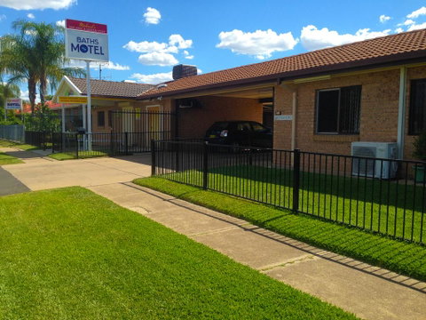 Baths Motel Moree - Australia Accommodation 0