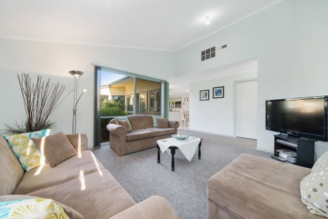 Bay Beach Beauty - Australia Accommodation 3
