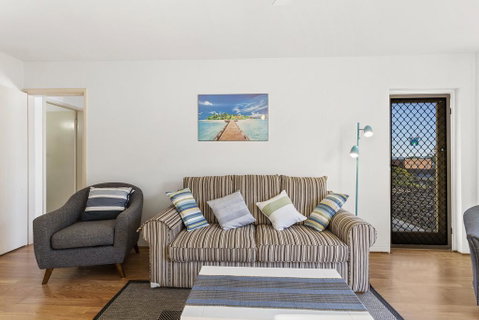Bay Blue @ Nelson Bay- Just 3 Minutes Walk To Flypoint Beach And 10 Minutes Walk To Little Beach - Australia Accommodation 3