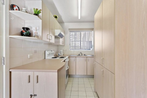 Bay Blue @ Nelson Bay- Just 3 Minutes Walk To Flypoint Beach And 10 Minutes Walk To Little Beach - Australia Accommodation 2