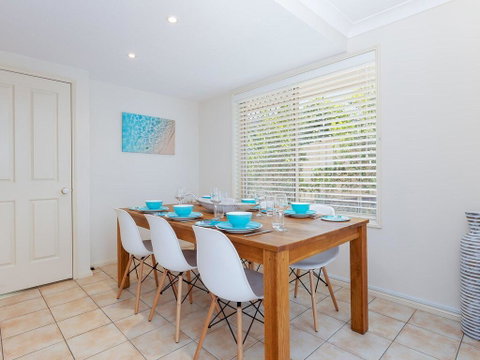 Bay Haven', 4/3 Thurlow Avenue - Pet Friendly, Close To Town, & Air Con - Australia Accommodation 2