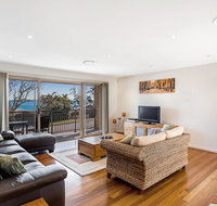 Bay View at 39 Thurlow - Walk to Dutchies Beach - Australia Accommodation