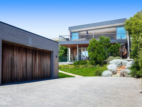 Bay Vista - Amazing Bay Views With The Beach At Your Doorstop! - Australia Accommodation 0