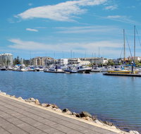Bayswaterfront Apartments - Australia Accommodation