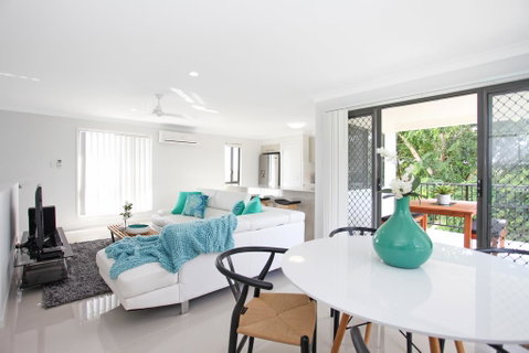 Beach Breeze Holiday House - Australia Accommodation 3