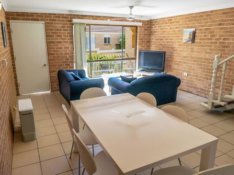 Beach Chalet 3 - Australia Accommodation 0