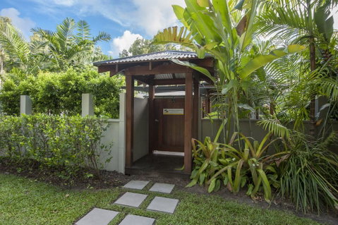 Beach Condominium - Australia Accommodation 1