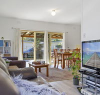Beach Escape  Currarong - basic family accommodation - Australia Accommodation