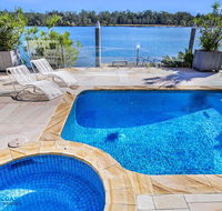 Beach House  The Cove - Australia Accommodation