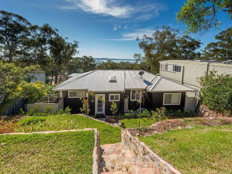 Beach House At Nelson Bay - Australia Accommodation 3