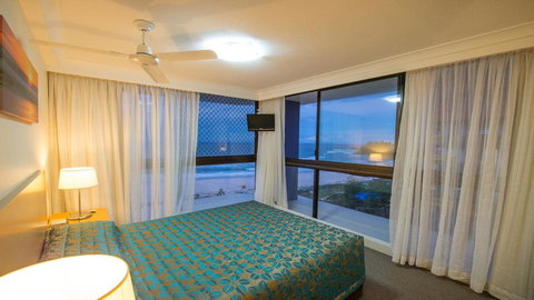 Beach House Seaside Resort - Australia Accommodation 3