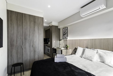 BEACH LOCATION STUDIO // CLOVELLY 3 - Australia Accommodation 3