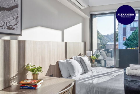 BEACH LOCATION STUDIO // CLOVELLY 4 - Australia Accommodation 0