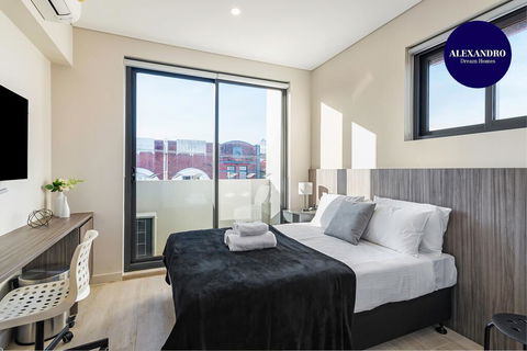 BEACH LOCATION STUDIO // CLOVELLY 5 - Australia Accommodation 0