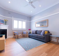Beach Retreat - Australia Accommodation