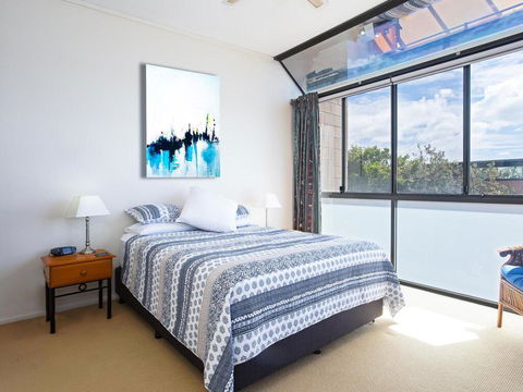 Beach View At One Mile', 8/26 One Mile Close - Infinity Complex Pool & WIFI - Australia Accommodation 3