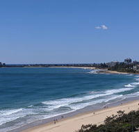 Beachfront Towers - Australia Accommodation