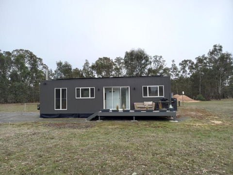Redman View Luxury Lakeside Cabin - Australia Accommodation 1