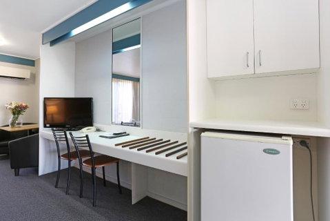 Reef Resort Motel - Australia Accommodation 1