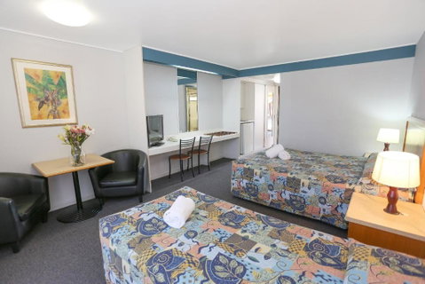 Reef Resort Motel - Australia Accommodation 2