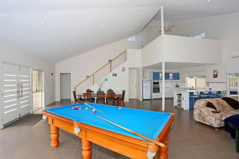 Relax At Falcon By The Bay - Australia Accommodation 0