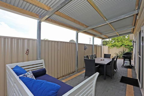 Relax At Falcon By The Bay - Australia Accommodation 3