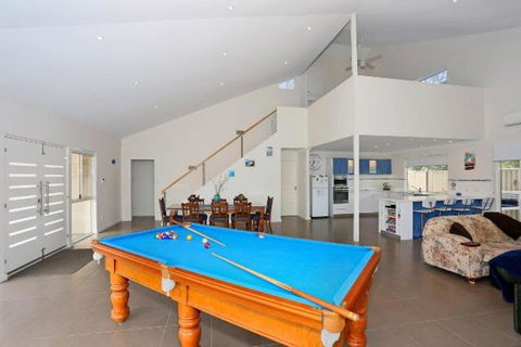 Relax At Falcon By The Bay - Australia Accommodation 1