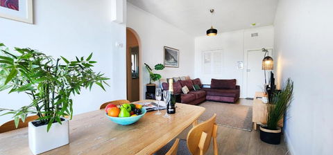 Relaxed Coastal Living With Fantastic Sea Views - Australia Accommodation 2