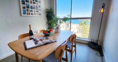 Relaxed Coastal Living With Fantastic Sea Views - Australia Accommodation 0