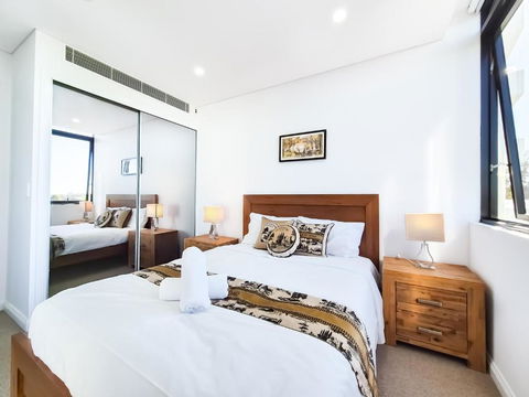 Relaxing 1BR W Pools & SPA, Gym In Olympic Park - Australia Accommodation 0