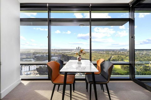 Relaxing Getaway In Olympic Park - Australia Accommodation 2