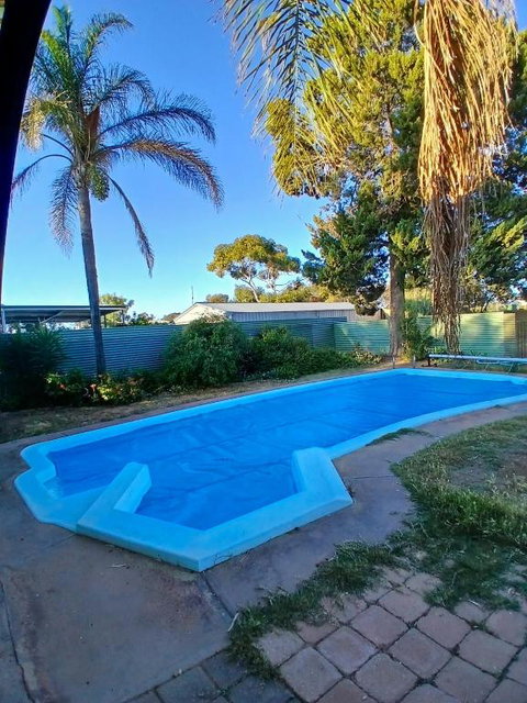 Renovated 3BD With Pool And Spa Bath - Australia Accommodation 1